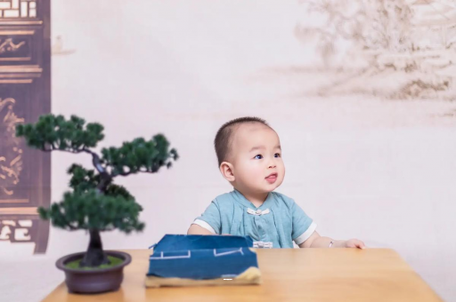 临海宝宝几个月可以吃粥